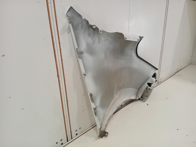 Parafango ANT SX 631013304R Renault Master IV 2014