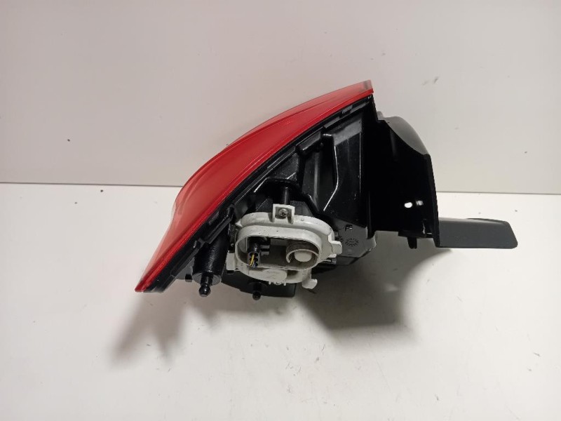 Fanale POST DX 50513612 Alfa Romeo Giulietta 2010