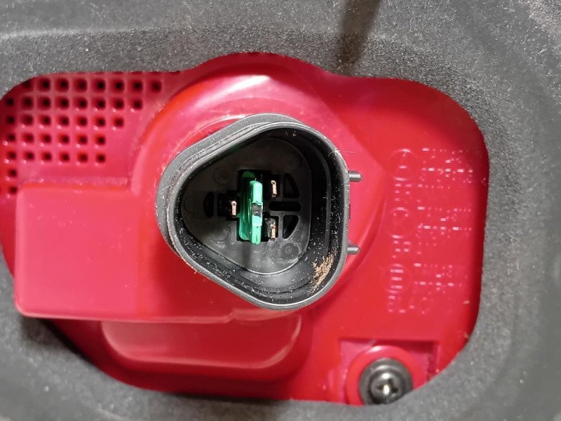 Fanale INT POST SX 92405-D91 Kia Sportage III 2010