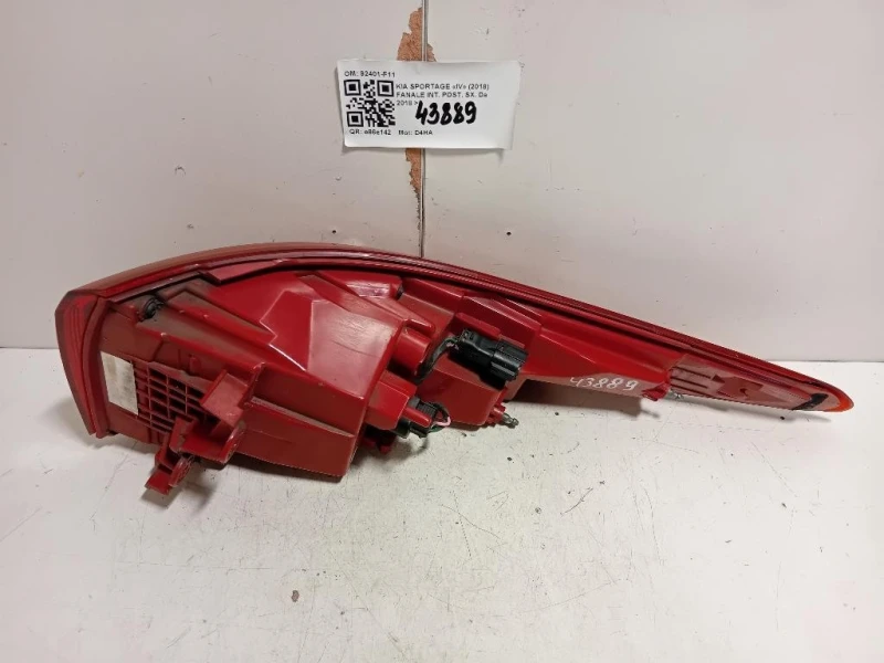 Fanale INT POST SX 92401-F11 LED FARO FANALE Kia Sportage IV 2018