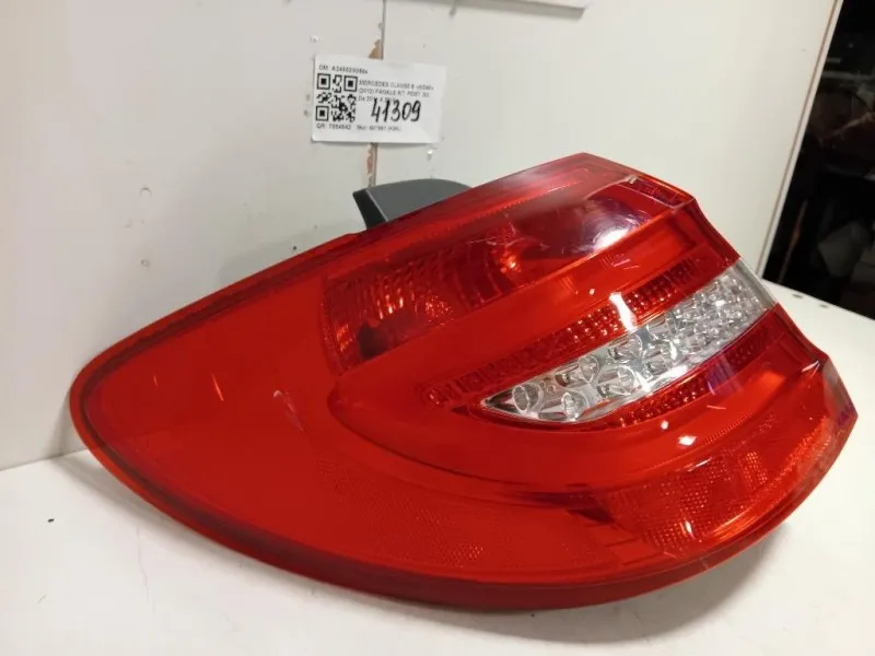 Fanale INT POST SX A2468200564 Mercedes Classe B W246 2012