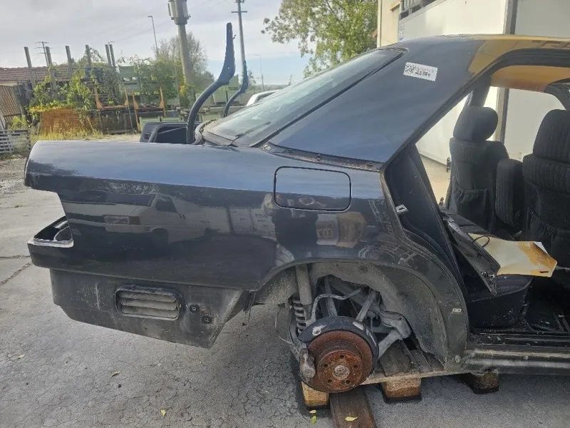 Parafango POST DX A1246304421 Mercedes Classe E W124 1985