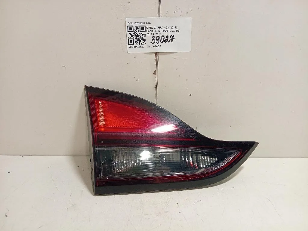 Fanale INT POST SX 13288832 AGJ Opel Zafira C 2012