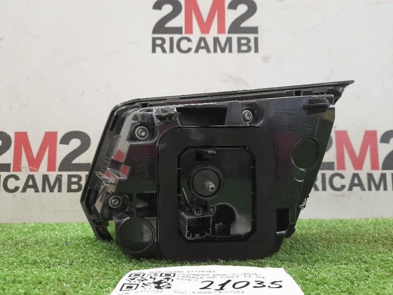 Fanale INT POST SX 9836231480 82150101 Peugeot 3008 II 2016
