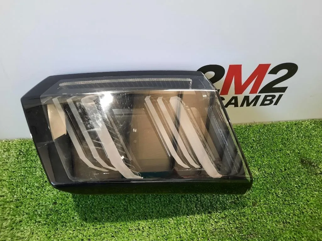 Fanale INT POST SX 9810477880 Peugeot 3008 II 2016