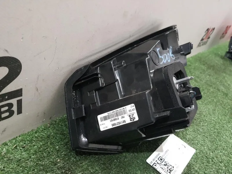 Fanale INT POST SX 9811027880 Peugeot 5008 II 2017