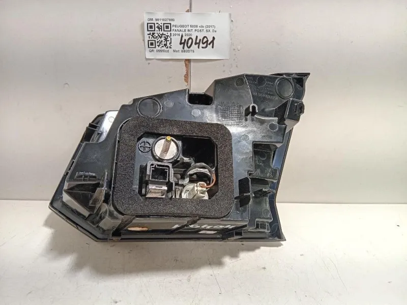 Fanale INT POST SX 9811027880 Peugeot 5008 II 2017