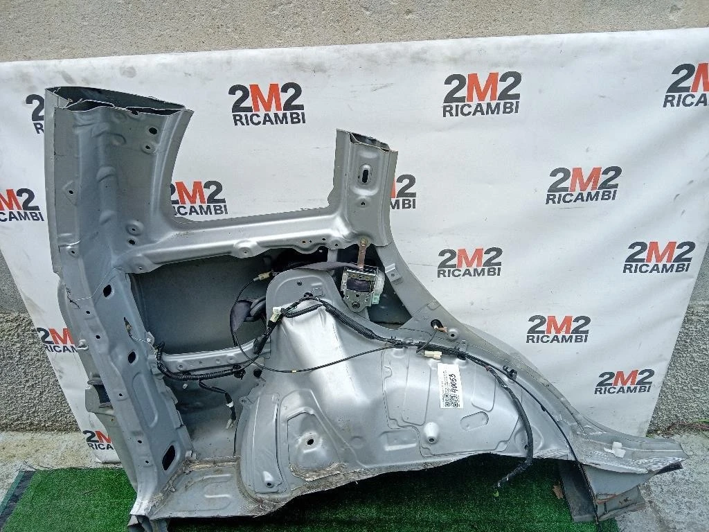 Parafango POST SX 6162042230 Toyota RAV 4 II 2000