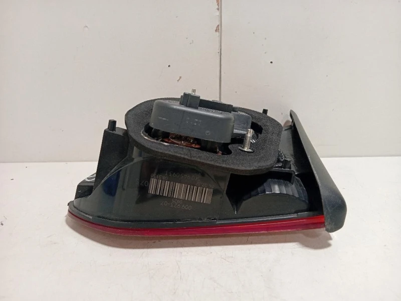 Fanale INT POST SX 5K0 945 0943T Volkswagen GOLF VI 2009