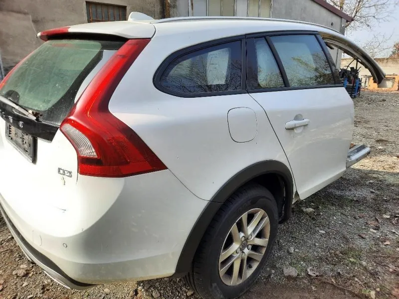 Parafango POST SX PARAFANGO SINISTRO POST Volvo V60 I 2013