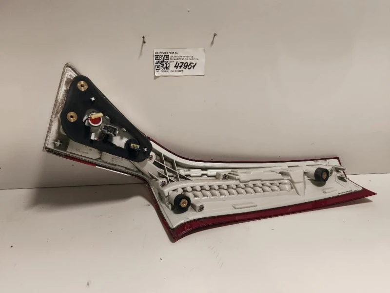 Fanale INT POST SX FANALE INT POST SX Volvo XC70 III 2013