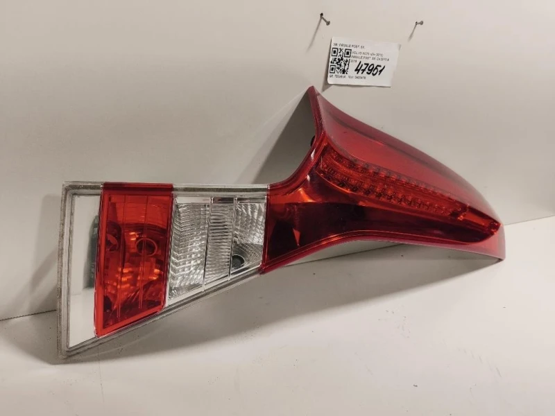 Fanale INT POST SX FANALE INT POST SX Volvo XC70 III 2013