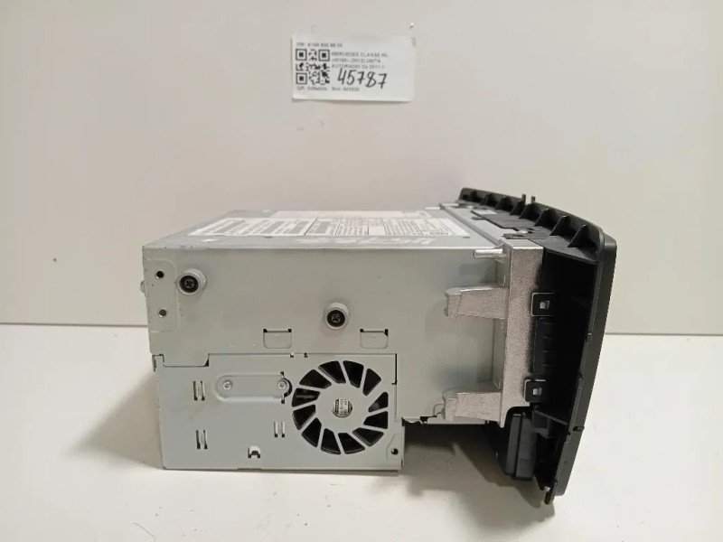 Unità Autoradio A166 900 98 08 NO CODICE SBLOCCO Mercedes Classe ML W166 2012
