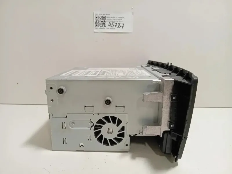 Unità Autoradio A166 900 98 08 NO CODICE SBLOCCO Mercedes Classe ML W166 2012