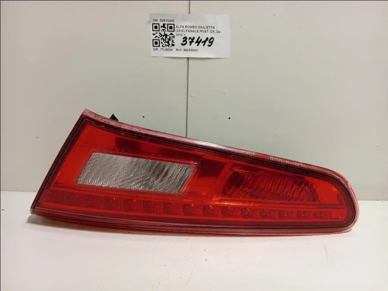 Fanale POST DX 50513400 Alfa Romeo Giulietta 2010