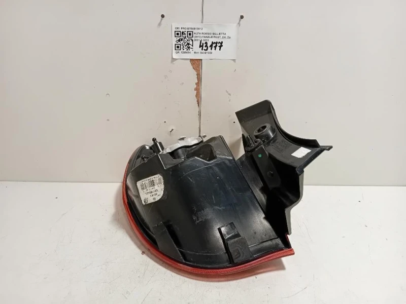Fanale POST DX 50513612 Alfa Romeo Giulietta 2010