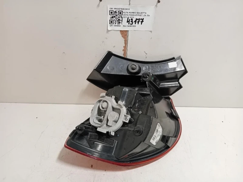 Fanale POST DX 50513612 Alfa Romeo Giulietta 2010