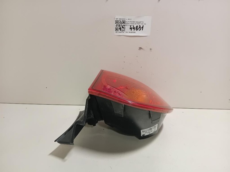 Fanale POST DX 50513612 Alfa Romeo Giulietta 2010