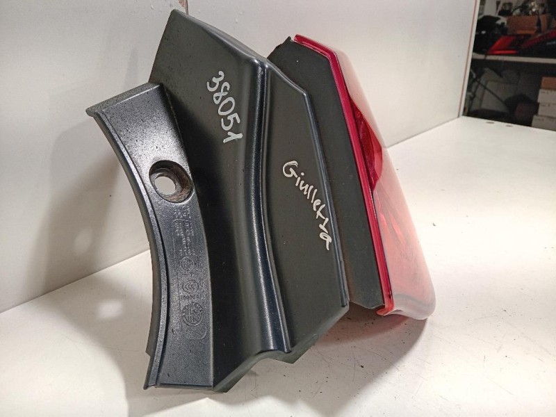 Fanale POST DX 50513612 Alfa Romeo Giulietta 2013