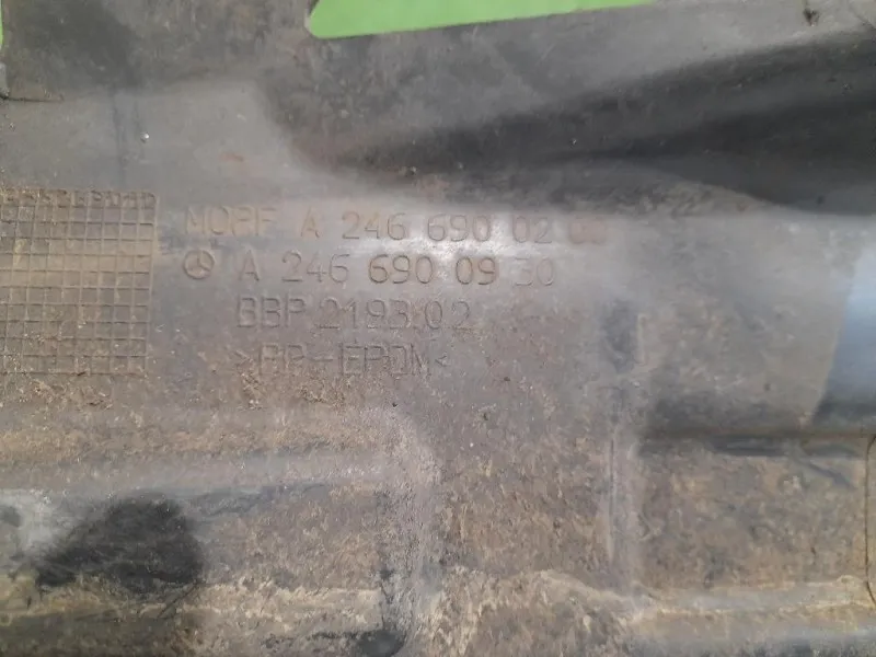 Parasassi Passaruota Interno ANT DX A2466900930 Mercedes Classe B W246 2012