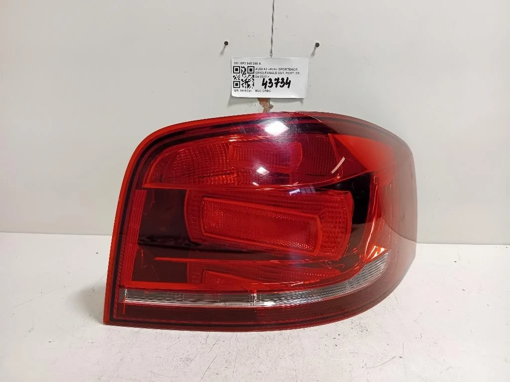 Fanale POST DX 8P3 945 096 A Audi A3 8PA Sportback 2008