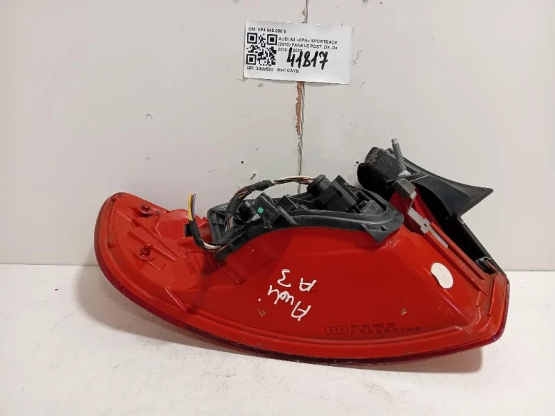 Fanale POST DX 8P4 945 096 E Audi A3 8PA Sportback 2010