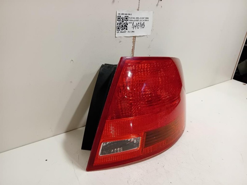 Fanale POST DX 8E9 945 096 E Audi A4 8ED Avant 2005