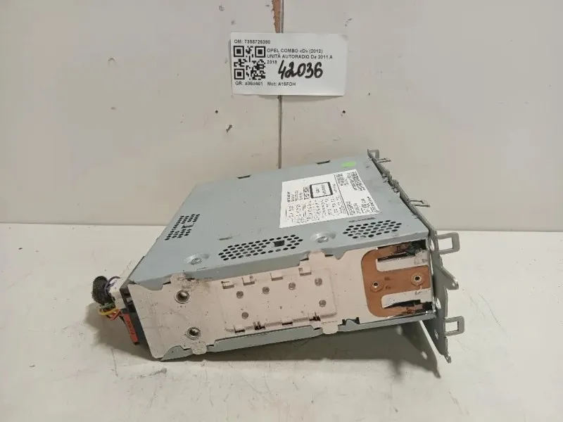 Unità Autoradio 7355726390 Opel Combo D 2012