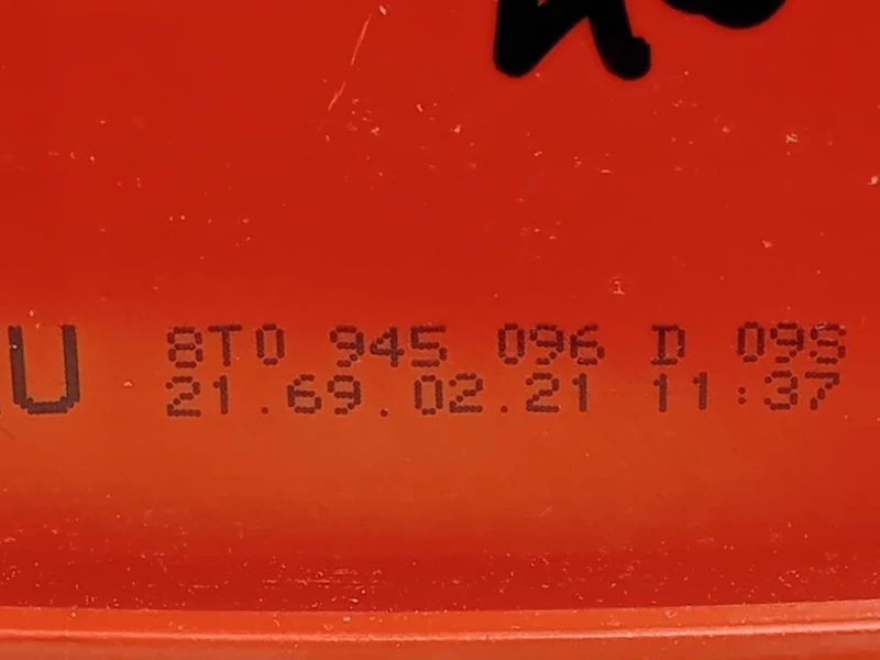 Fanale POST DX 8T0 945 096 D Audi A5 8T3 2008