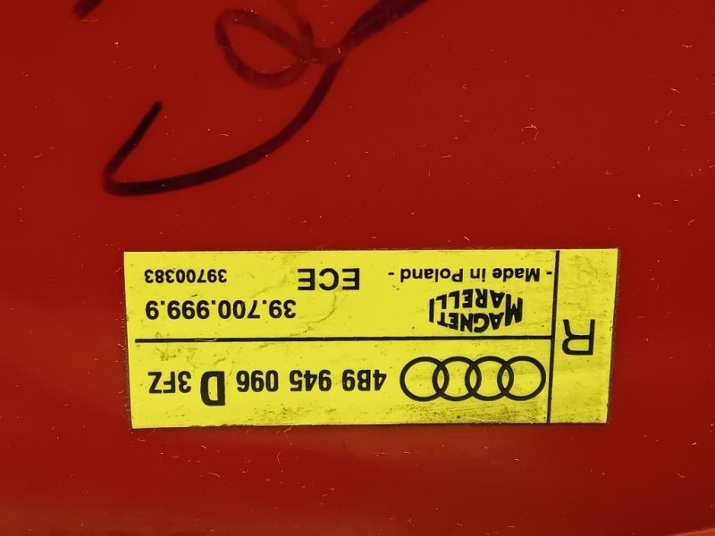 Fanale POST DX 4B9 945 096 D Audi A6 4B Avant 2001