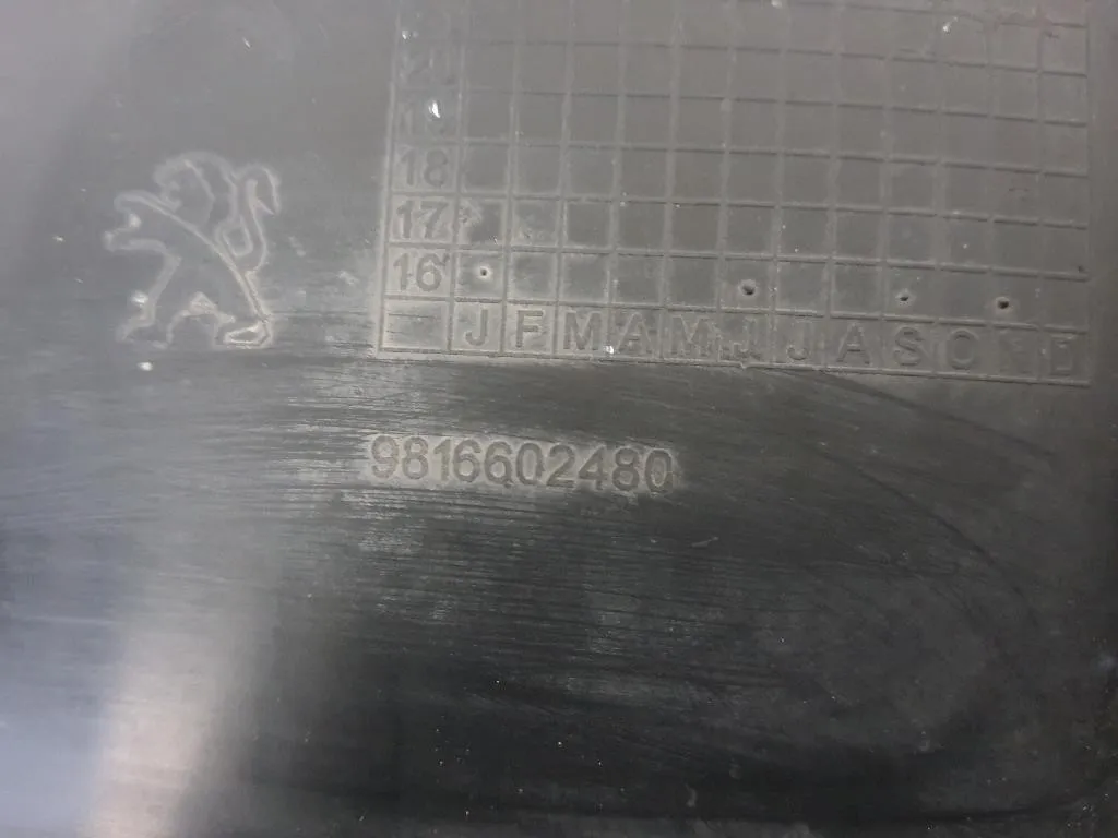 Parasassi Passaruota Interno POST DX 9816602480 Peugeot 5008 II 2017