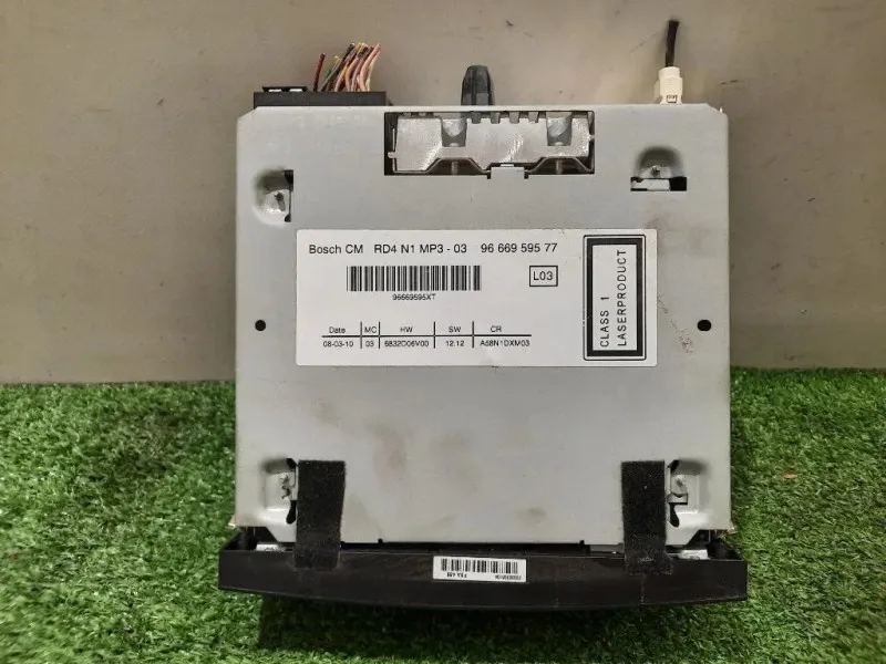 Unità Autoradio 9666959577 Peugeot 3008 I 2009