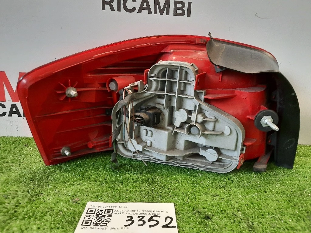 Fanale POST DX 8P3945096 Audi A3 8P1 2008
