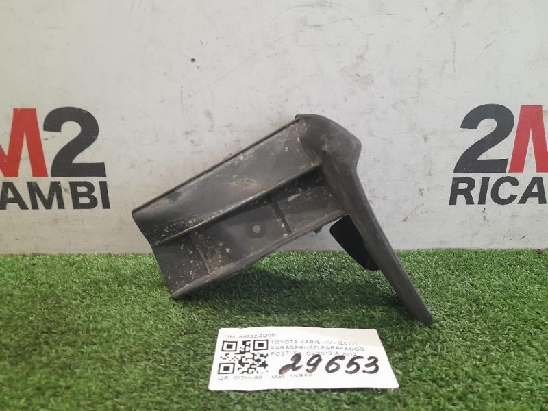 Paraspruzzi Parafango POST DX 65631-0D051 Toyota Yaris IV 2012