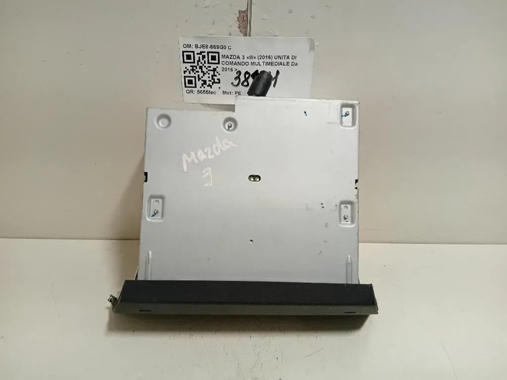 Unita DI Comando Multimediale BJE8669G0C Mazda 3 III 2016