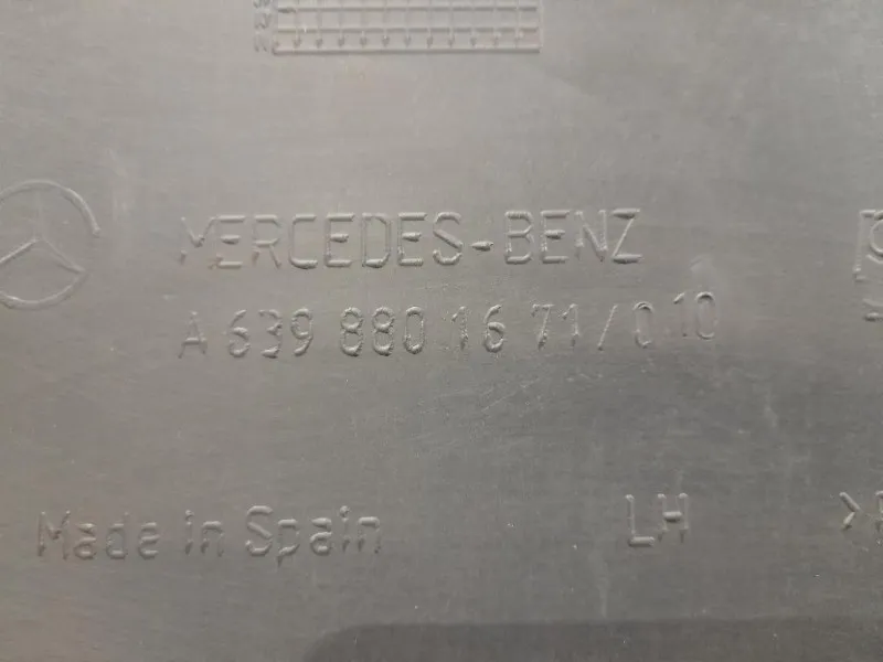 Paraurti Angolare POST SX A6398801671 Mercedes VITO W639 2004