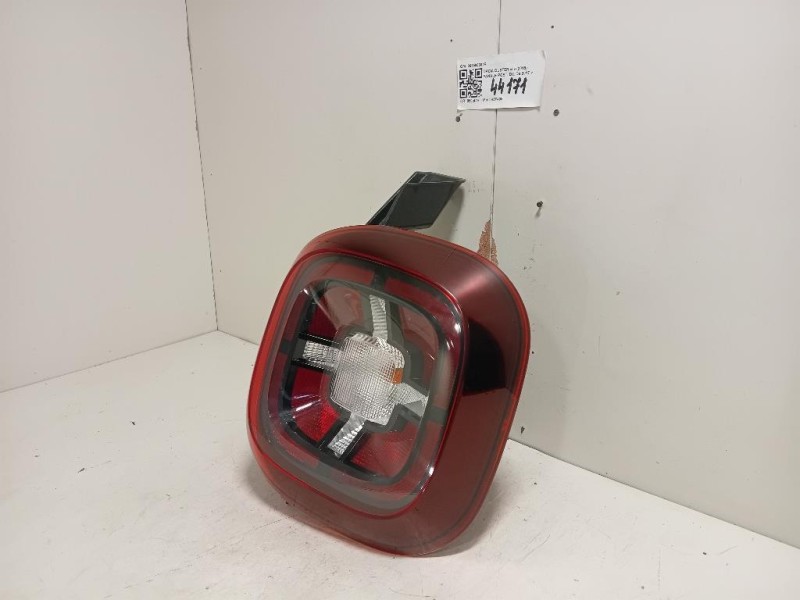 Fanale POST DX 265503601R Dacia Duster II 2018