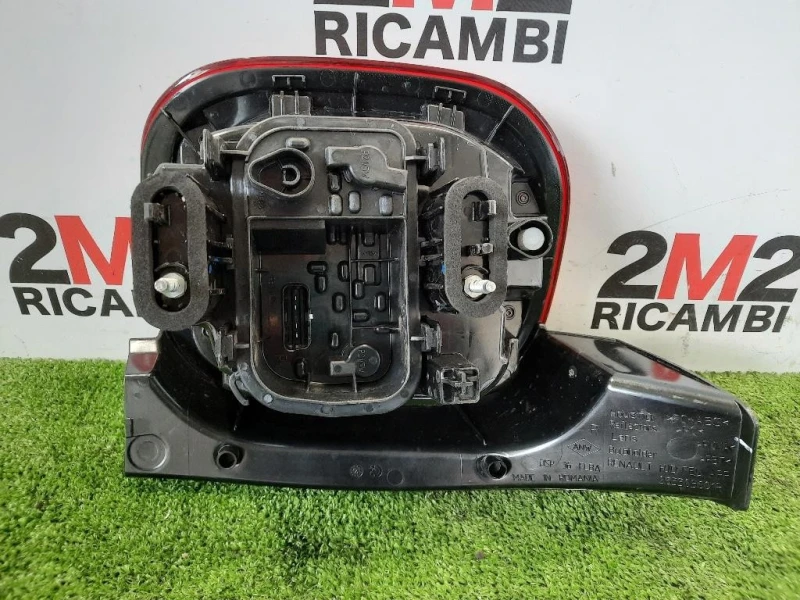 Fanale POST DX 265503601R Dacia Duster II 2018