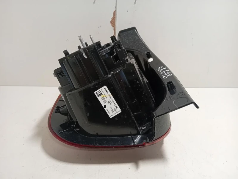 Fanale POST DX 265503601R Dacia Duster II 2018