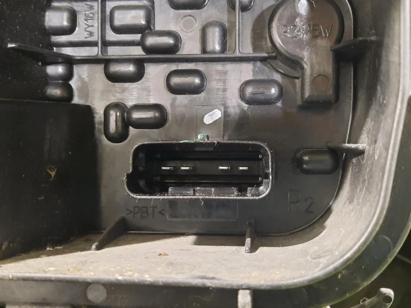 Fanale POST DX 265503601R Dacia Duster II 2018