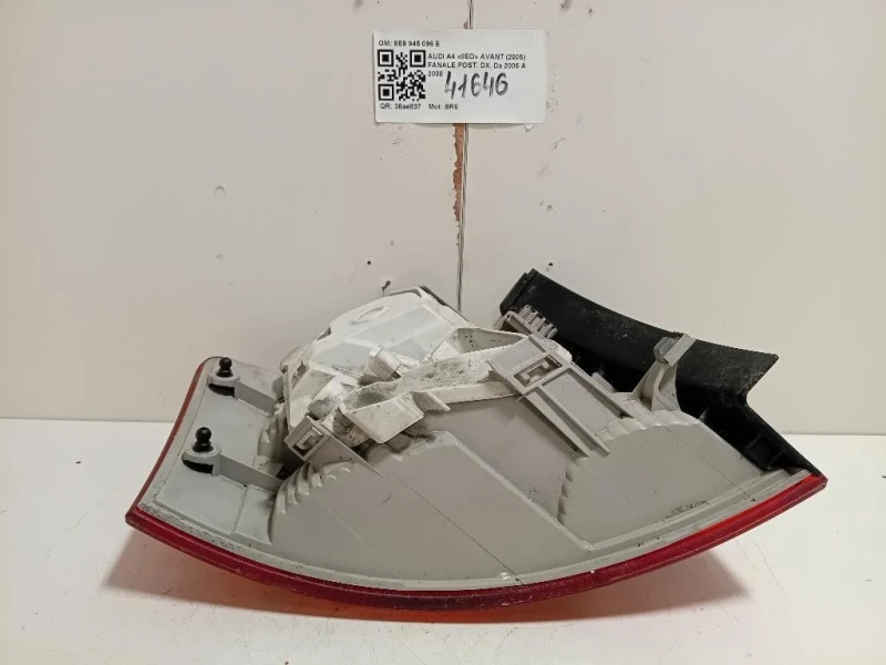 Fanale POST DX 8E9 945 096 E Audi A4 8ED Avant 2005