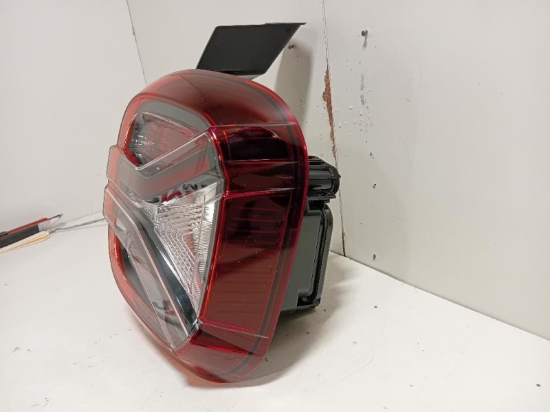 Fanale POST DX 265507316R Dacia Duster II 2021