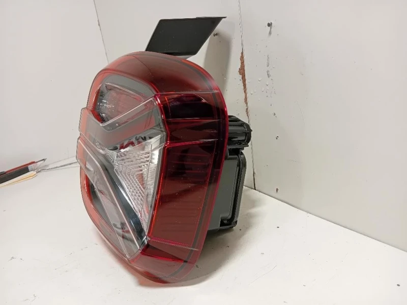 Fanale POST DX 265507316R Dacia Duster II 2021