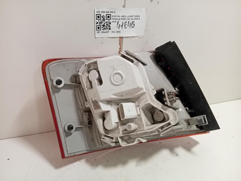 Fanale POST DX 8E9 945 096 E Audi A4 8ED Avant 2005
