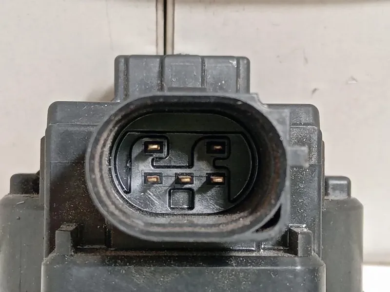 Valvola EGR VALVOLA EGR Opel Zafira C 2012