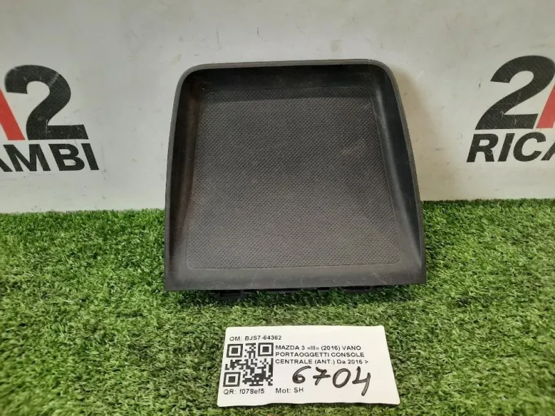 VANO Portaoggetti Console Centrale ANT BJS7-64362 Mazda 3 III 2016