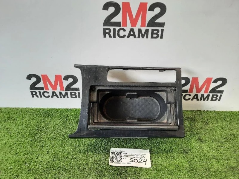 VANO Portaoggetti Console Centrale ANT GS1D-64361 Mazda 6 II SW 2008