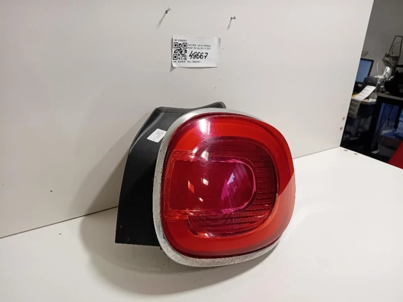 Fanale POST DX 51883571 Fiat 500L 2013