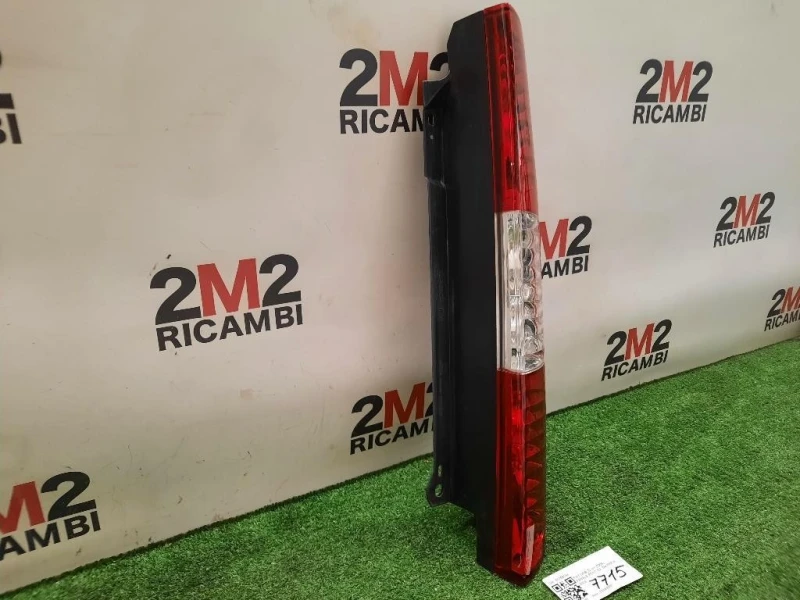 Fanale POST DX 51755144 Fiat Doblò II 2005