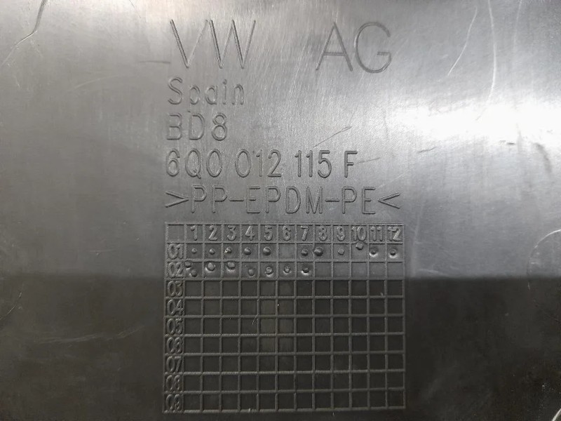 Vasca Contenitore VANO Bagagliaio 6Q0012115F Volkswagen POLO IV 2002